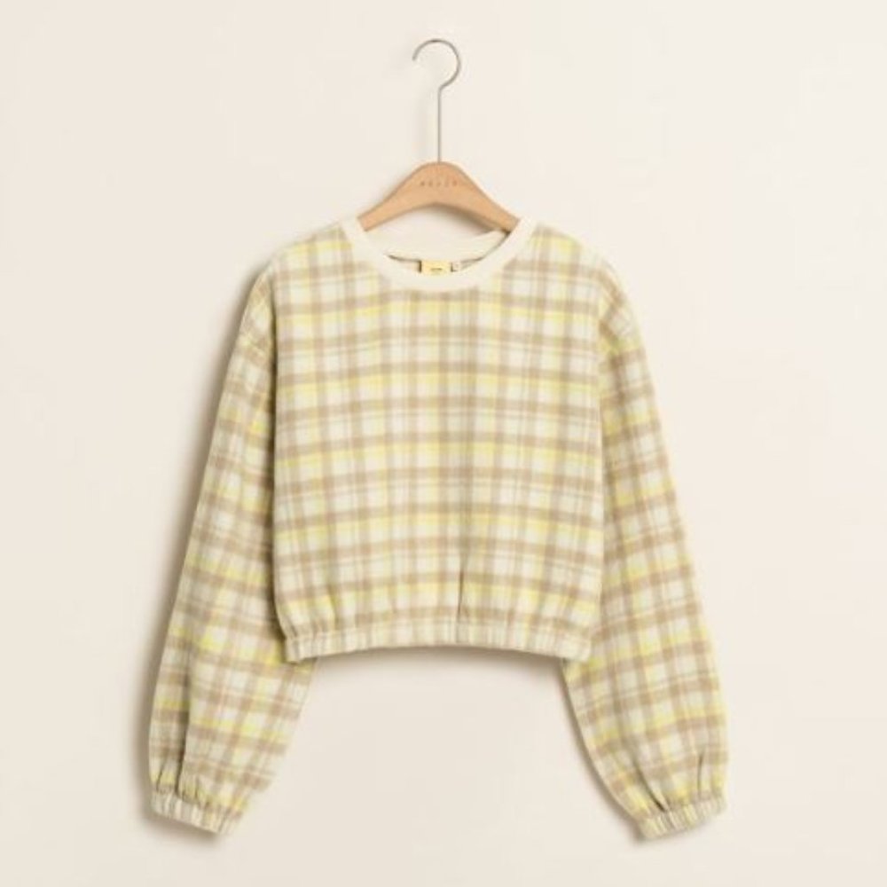 Creamy Plaid Crop Sweater